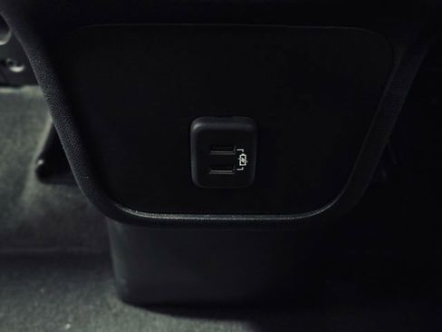 Used 2022 GMC Terrain SLE w/ Driver Convenience Package image 19