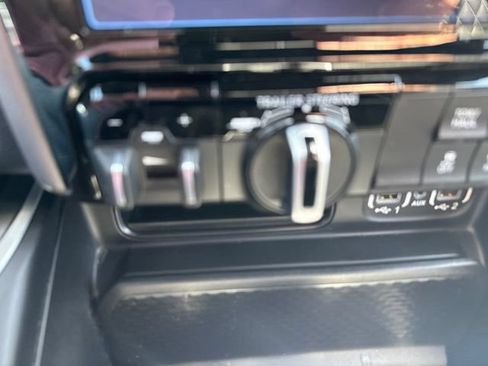 Used 2023 RAM 1500 Big Horn AWD/4WD image 57