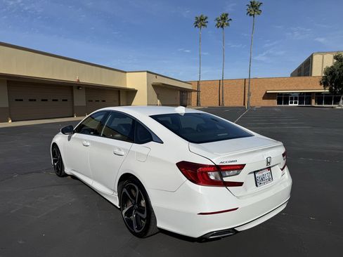 Used 2019 Honda Accord Sport image 5