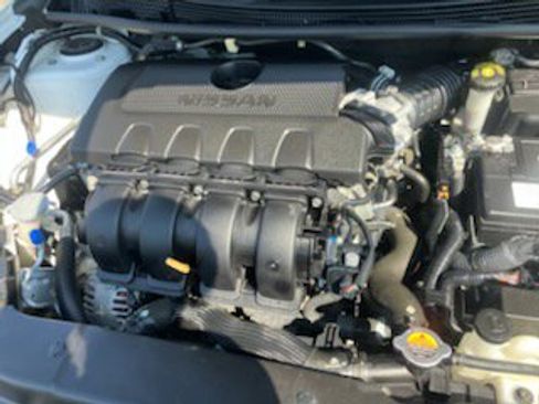 Used 2015 Nissan Sentra S image 6