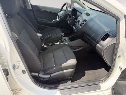 Used 2016 Kia Forte LX FWD image 14