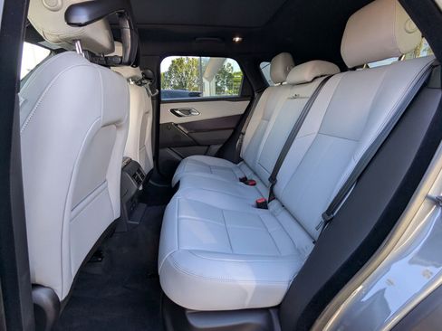 New 2026 Land Rover Range Rover Velar Dynamic SE image 16