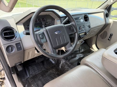 Used 2008 Ford F450 2WD Regular Cab Super Duty image 11
