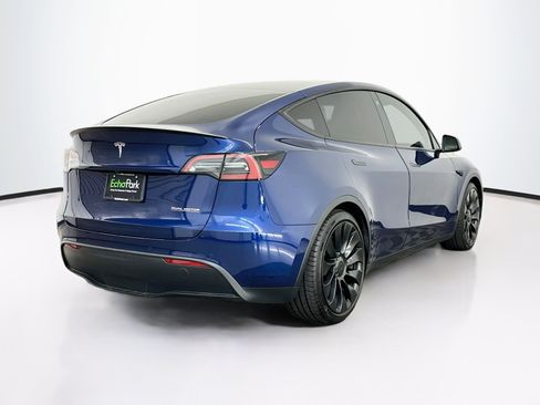 Used 2022 Tesla Model Y Performance AWD/4WD image 9