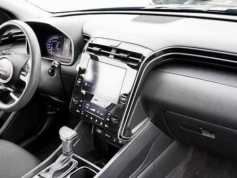 Certified 2024 Hyundai Tucson SEL FWD image 11