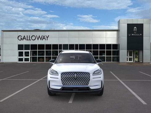 New 2026 Lincoln Corsair Premiere image 6