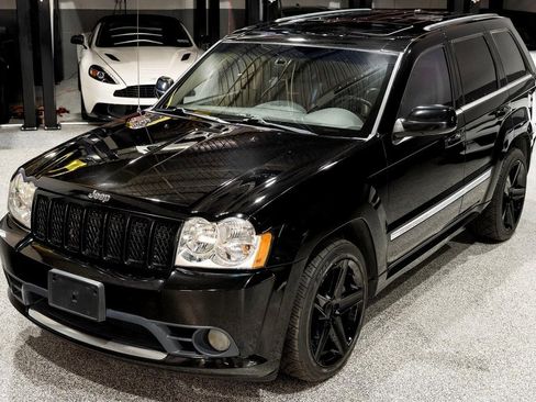 Used 2006 Jeep Grand Cherokee SRT8 w/ SRT Option Group I image 12