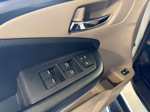 Used 2017 Honda Pilot EX-L image 18
