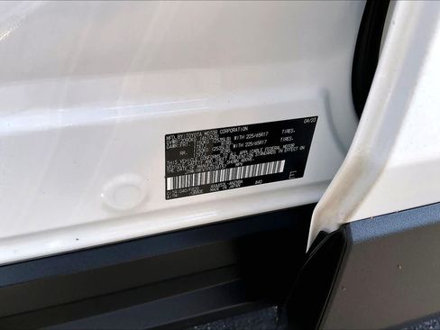 Used 2023 Toyota RAV4 LE FWD image 35