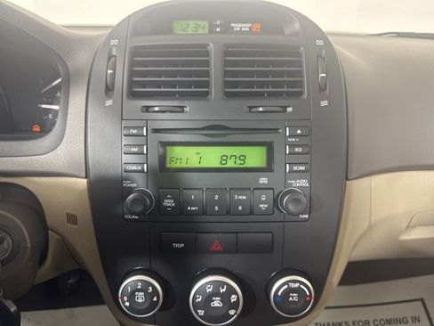 Used 2009 Kia Spectra EX image 14