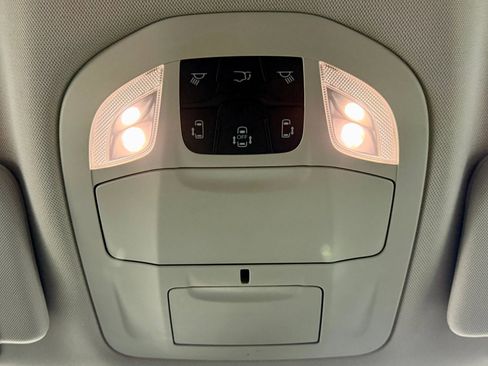 Used 2017 Chrysler Pacifica Touring-L w/ Tire & Wheel Group image 20