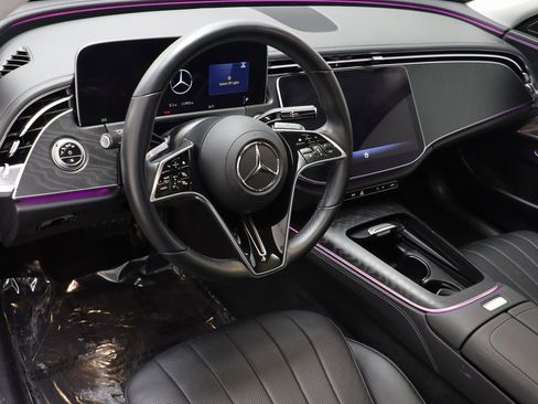 Used 2025 Mercedes-Benz E 450 4MATIC All-Terrain Wagon image 6