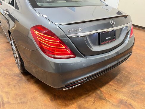 Used 2017 Mercedes-Benz S 550 Sedan image 45