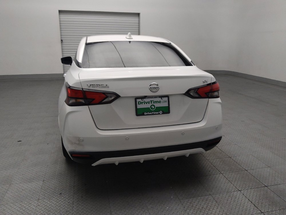 Used 2021 Nissan Versa SV FWD image 6