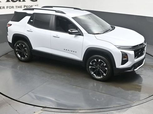 New 2026 Chevrolet Equinox RS w/ LPO, Floor Liner Package FWD image 16