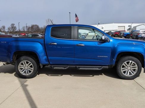 Used 2019 GMC Canyon SLT w/ Trailering Package image 2