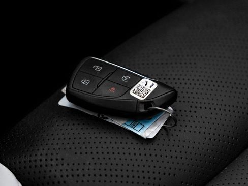 Used 2025 Buick Envision Sport Touring image 62