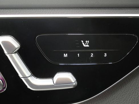Used 2023 Mercedes-Benz C 300 4MATIC Sedan image 15