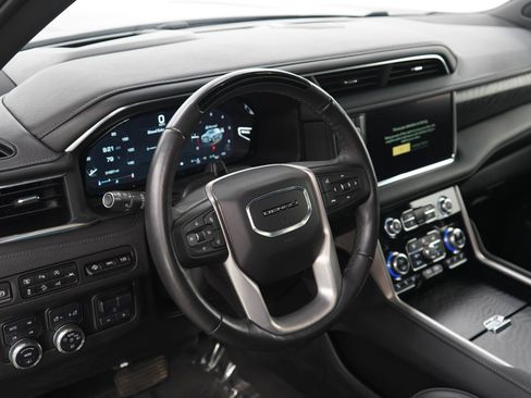 Used 2024 GMC Yukon Denali w/ Denali Reserve Package AWD/4WD image 23