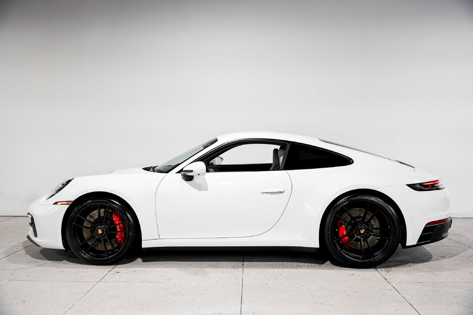 Used 2022 Porsche 911 Carrera GTS RWD image 7