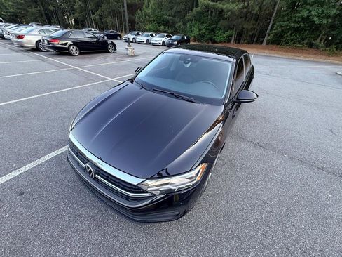 Used 2022 Volkswagen Jetta SE w/ Panoramic Sunroof Package FWD image 33