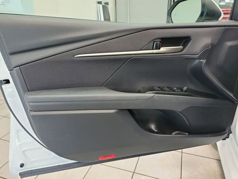 Used 2025 Toyota Camry LE FWD image 34