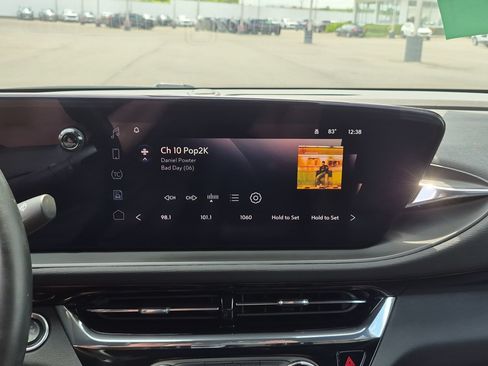 Certified 2024 Buick Envista Sport Touring w/ Convenience I Package FWD image 12