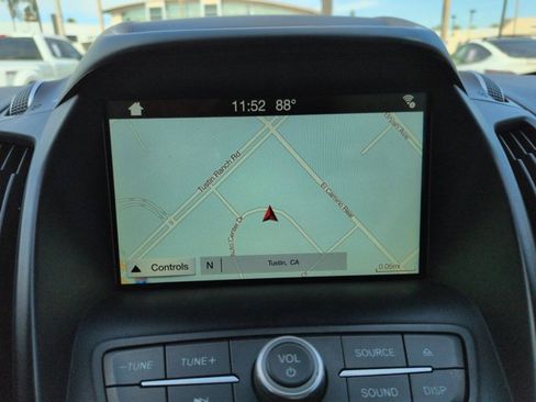 Used 2017 Ford C-MAX Energi SE w/ Equipment Group 401A image 13