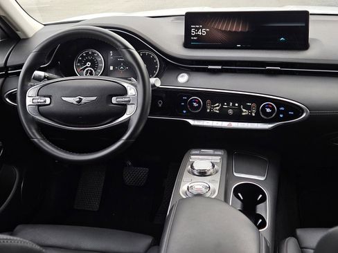 Used 2025 Genesis GV70 2.5T image 32