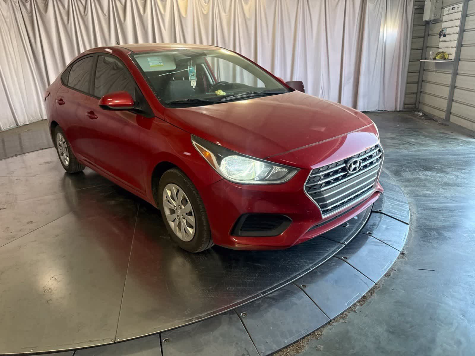 Used 2021 Hyundai Accent SE FWD image 3