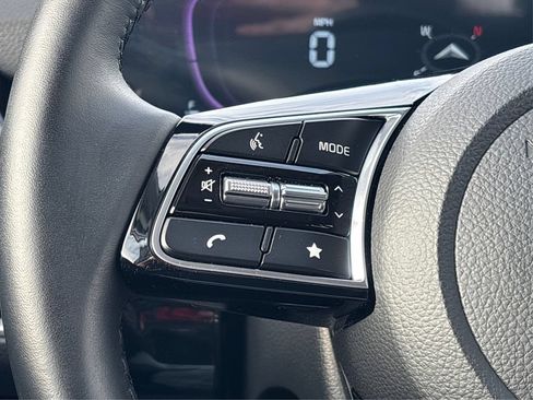 New 2025 Kia Seltos S AWD/4WD image 19