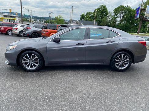 Used 2019 Acura TLX w/ Technology Package FWD image 6