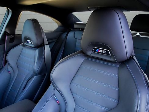 Used 2023 BMW M2 w/ Lighting Package image 16