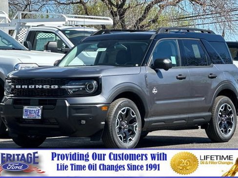 New 2026 Ford Bronco Sport Outer Banks image 8