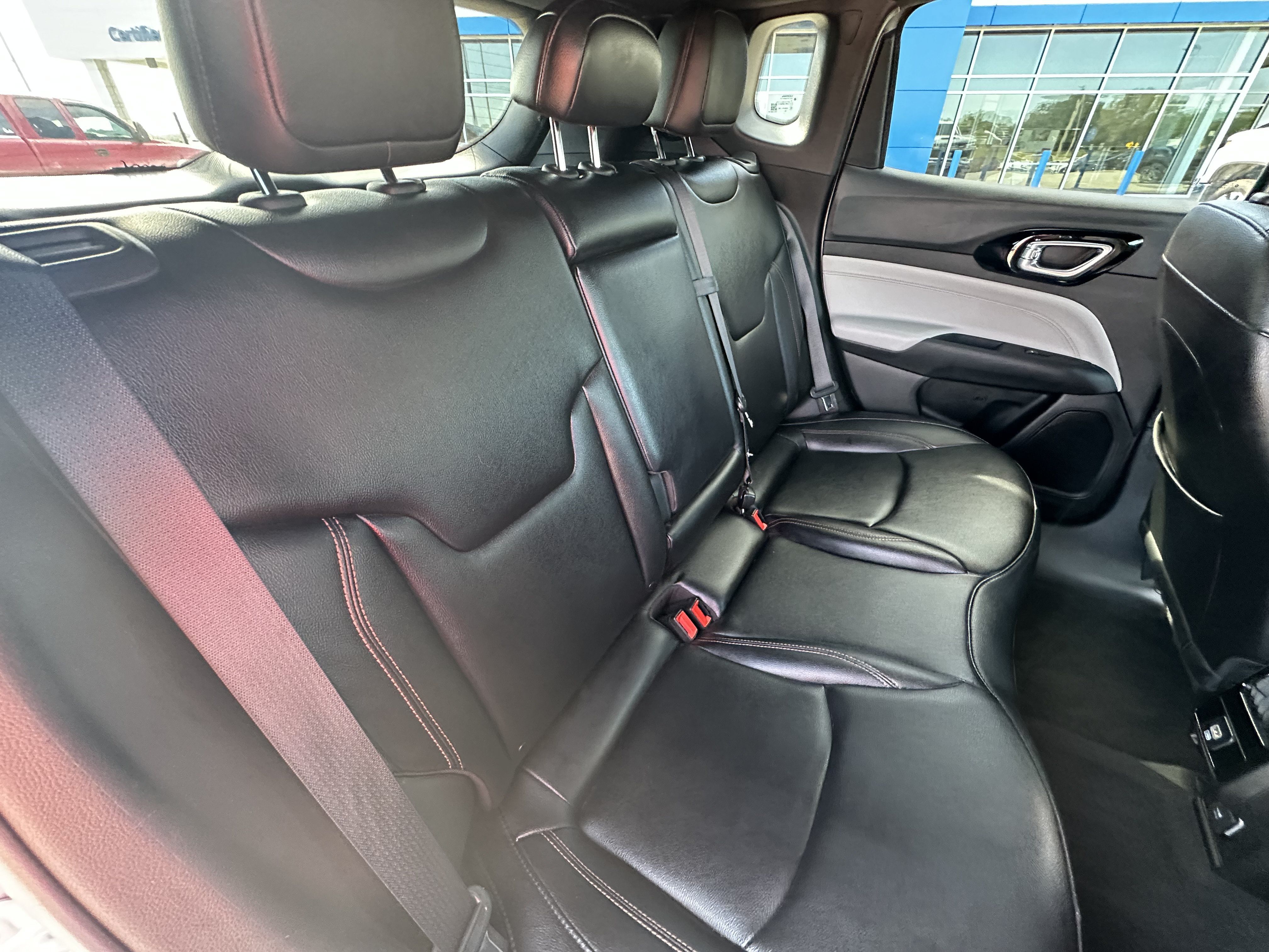 Used 2024 Jeep Compass Limited AWD/4WD image 34