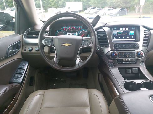 Used 2015 Chevrolet Tahoe LT AWD/4WD image 17