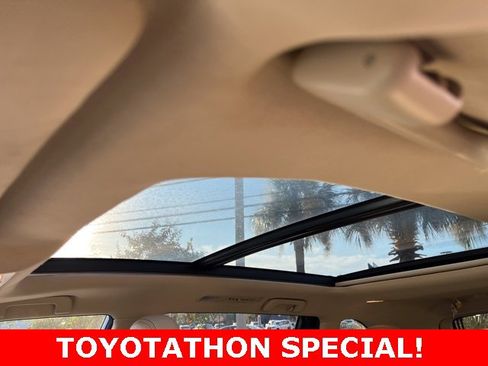 Used 2016 Toyota Highlander Limited Platinum image 11