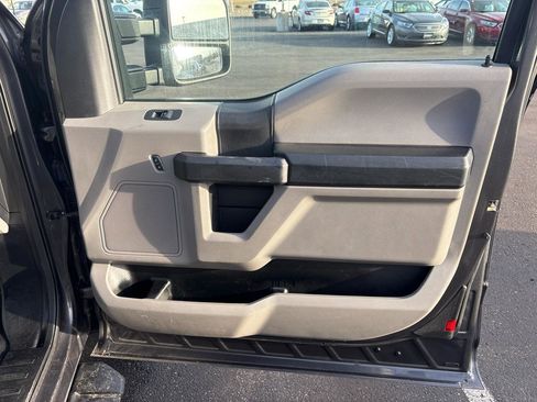 Used 2017 Ford F250 XL w/ Power Equipment Group image 25