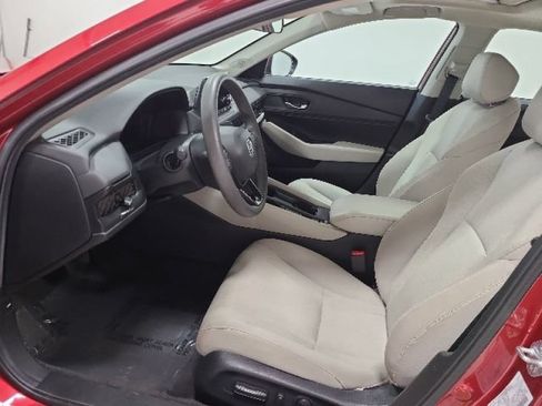 Used 2024 Honda Accord EX image 18