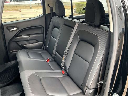 Used 2022 GMC Canyon AT4 w/ Trailering Package image 18