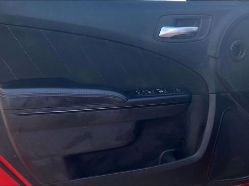 Used 2021 Dodge Charger SXT w/ Blacktop Package RWD image 21