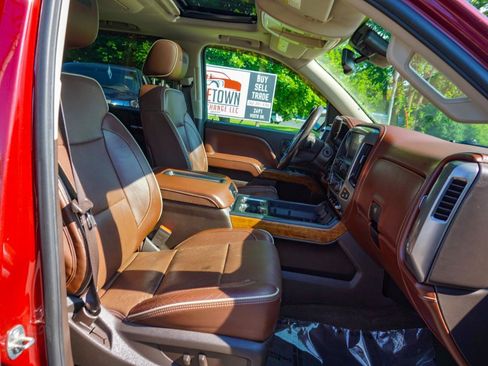 Used 2014 Chevrolet Silverado 1500 High Country AWD/4WD image 19