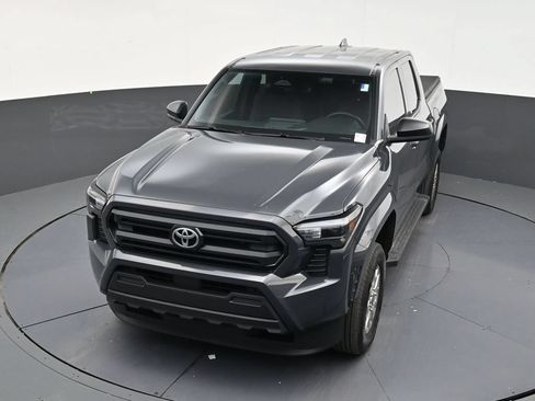 Used 2026 Toyota Tacoma SR RWD image 19