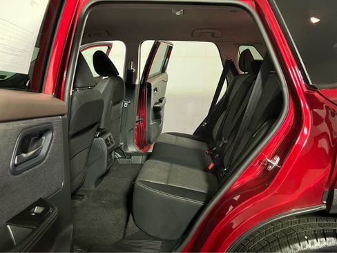 Certified 2022 Nissan Rogue SV AWD/4WD image 23