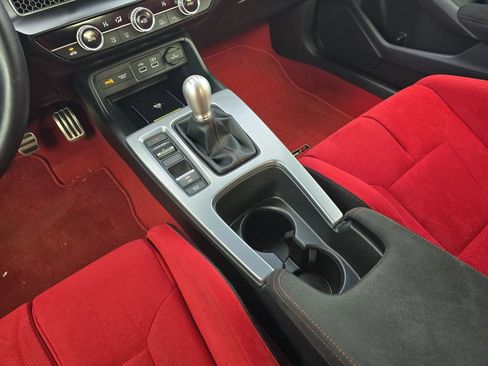 Used 2023 Honda Civic Type R image 16