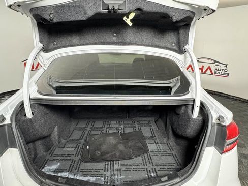 Used 2019 Ford Fusion SE FWD image 34