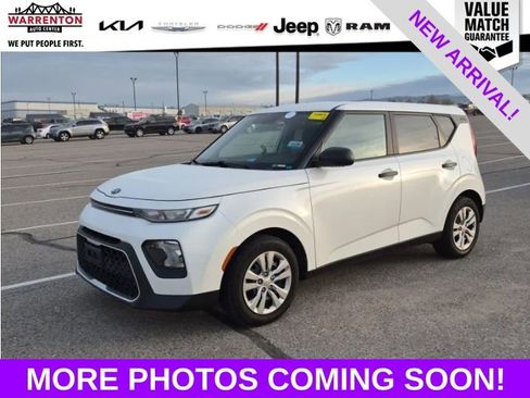 Used 2021 Kia Soul LX image 1