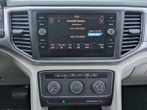 Used 2018 Volkswagen Atlas SE image 13