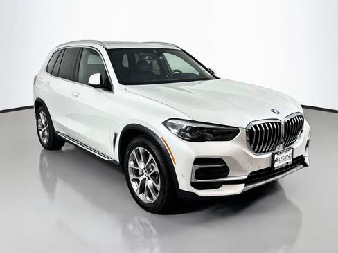 Used 2022 BMW X5 xDrive40i AWD/4WD image 4