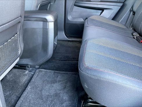 Used 2017 Chevrolet Equinox LT w/ Driver Confidence Package II image 17